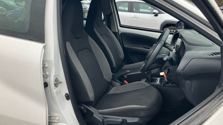 Toyota Aygo X 1.0 VVT-i Pure 5dr Petrol Hatchback